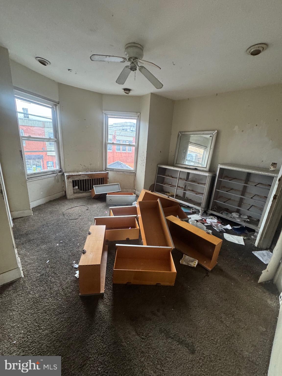 PORT RICHMOND - Residential