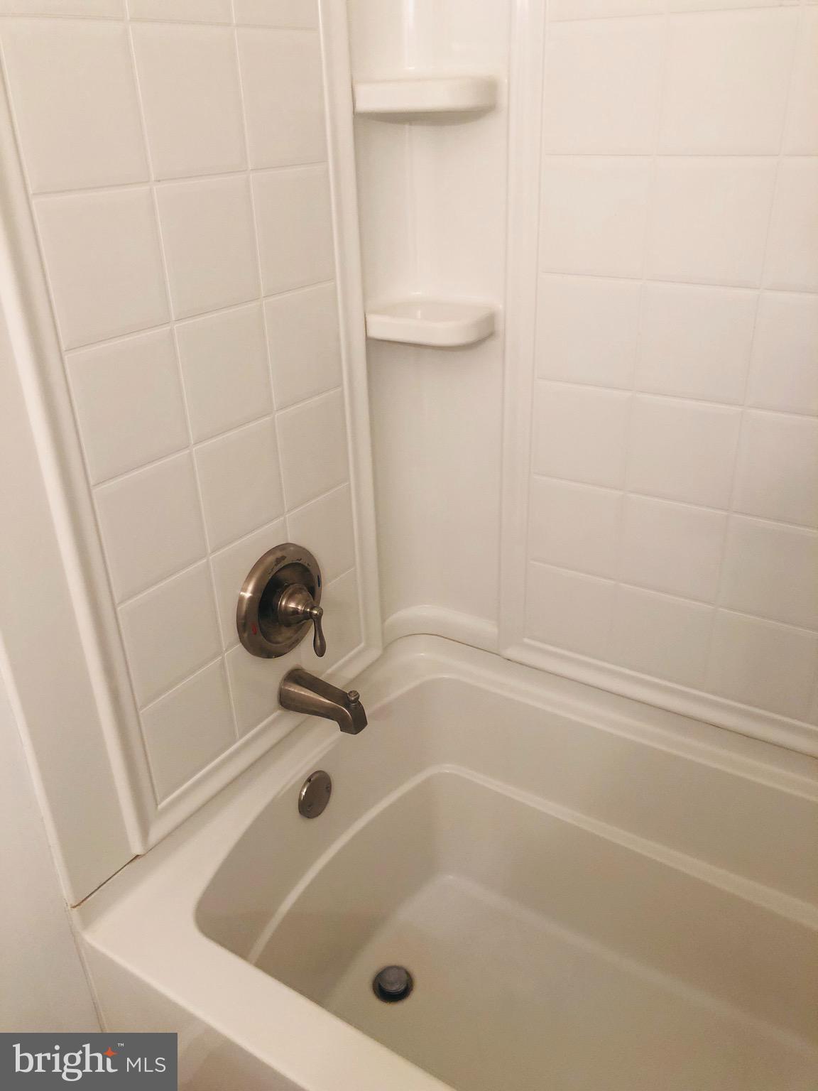 CAVE QUARTER ESTATES - Residential