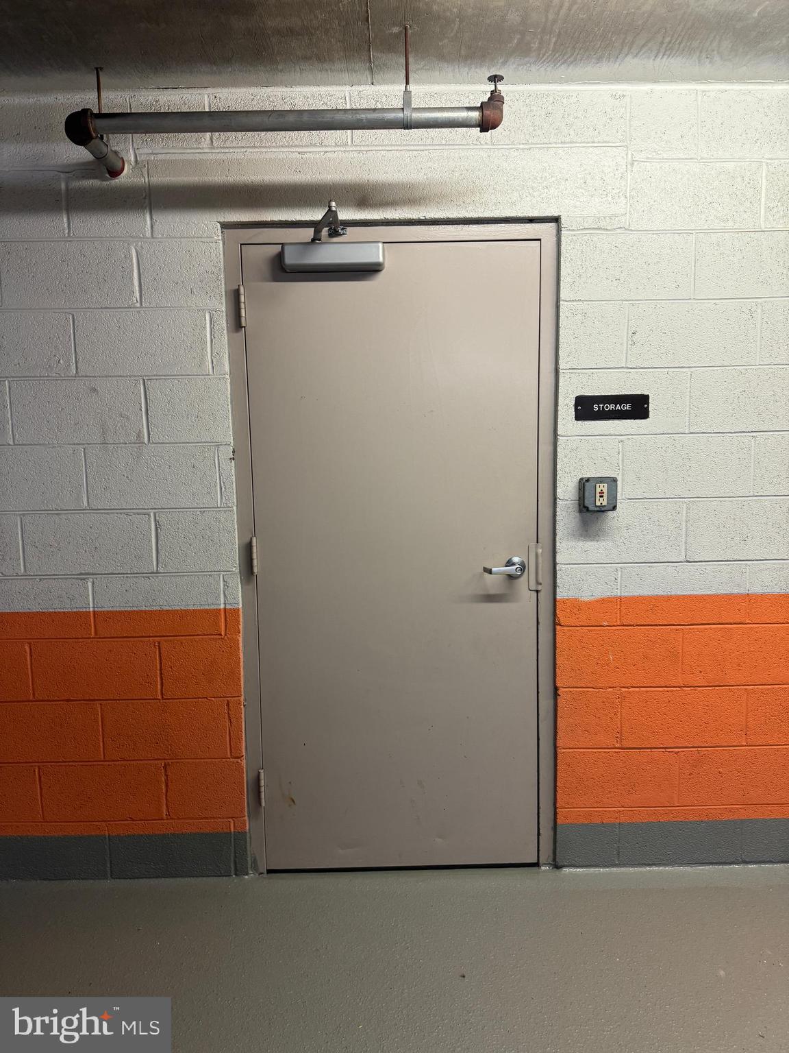 VIRGINIA SQUARE - Residential