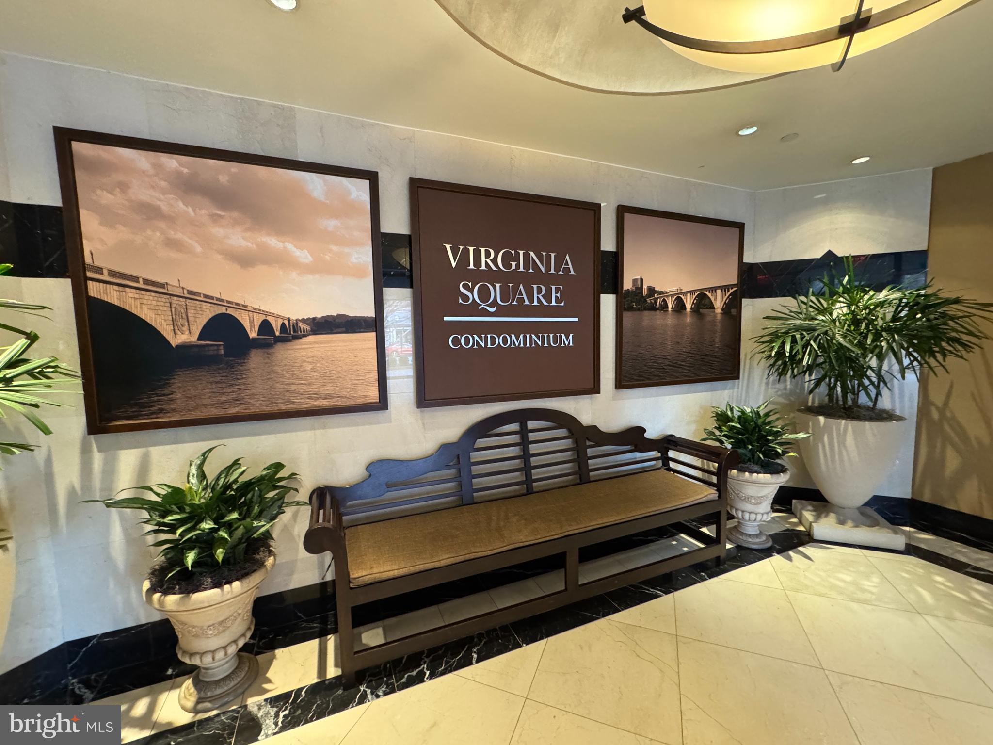 VIRGINIA SQUARE - Residential