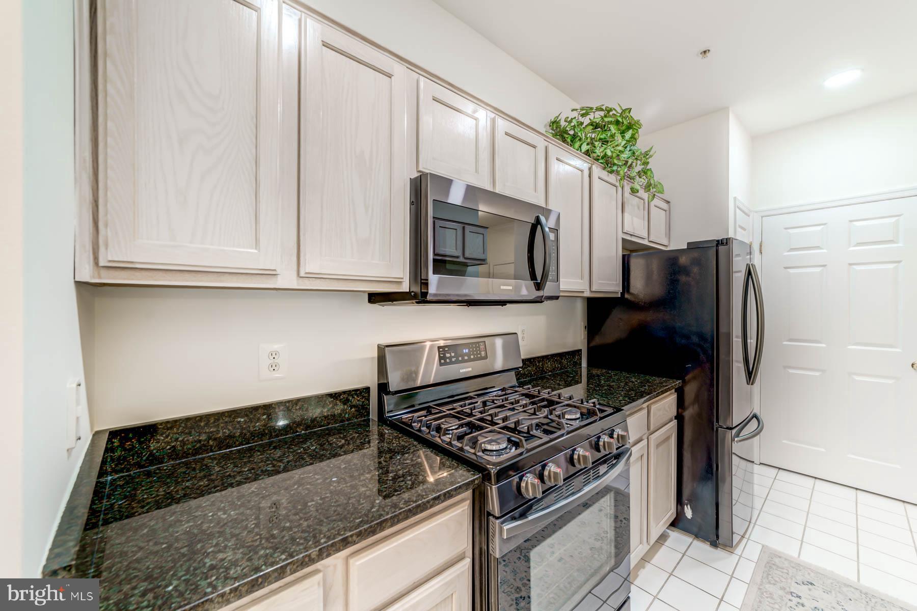 20451 CHESAPEAKE SQUARE 100