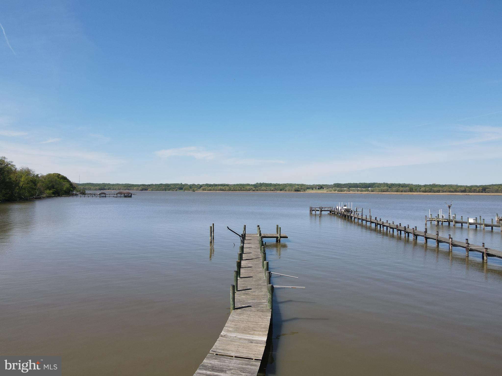 HOLLAND CLIFF SHORES - Residential