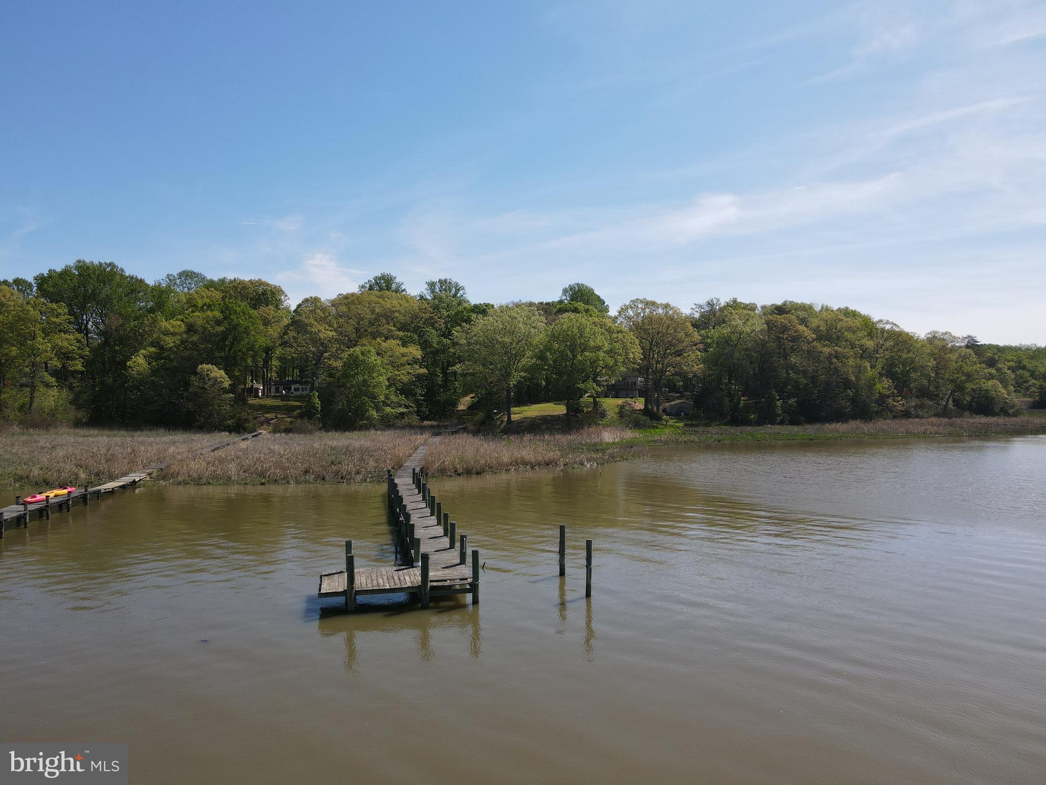 HOLLAND CLIFF SHORES - Residential