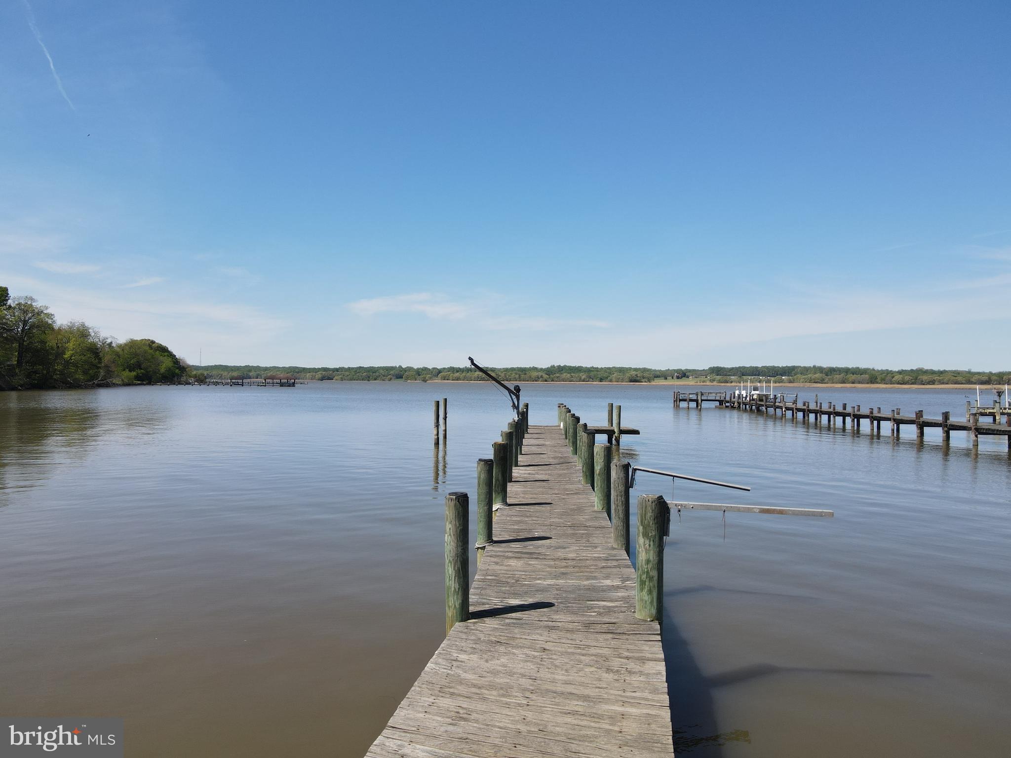 HOLLAND CLIFF SHORES - Residential