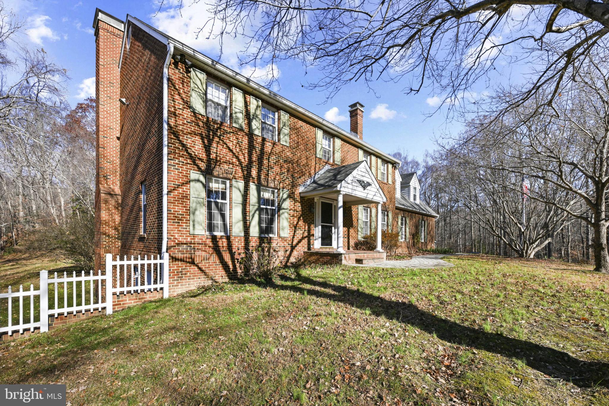 16966 TEAGUES POINT ROAD