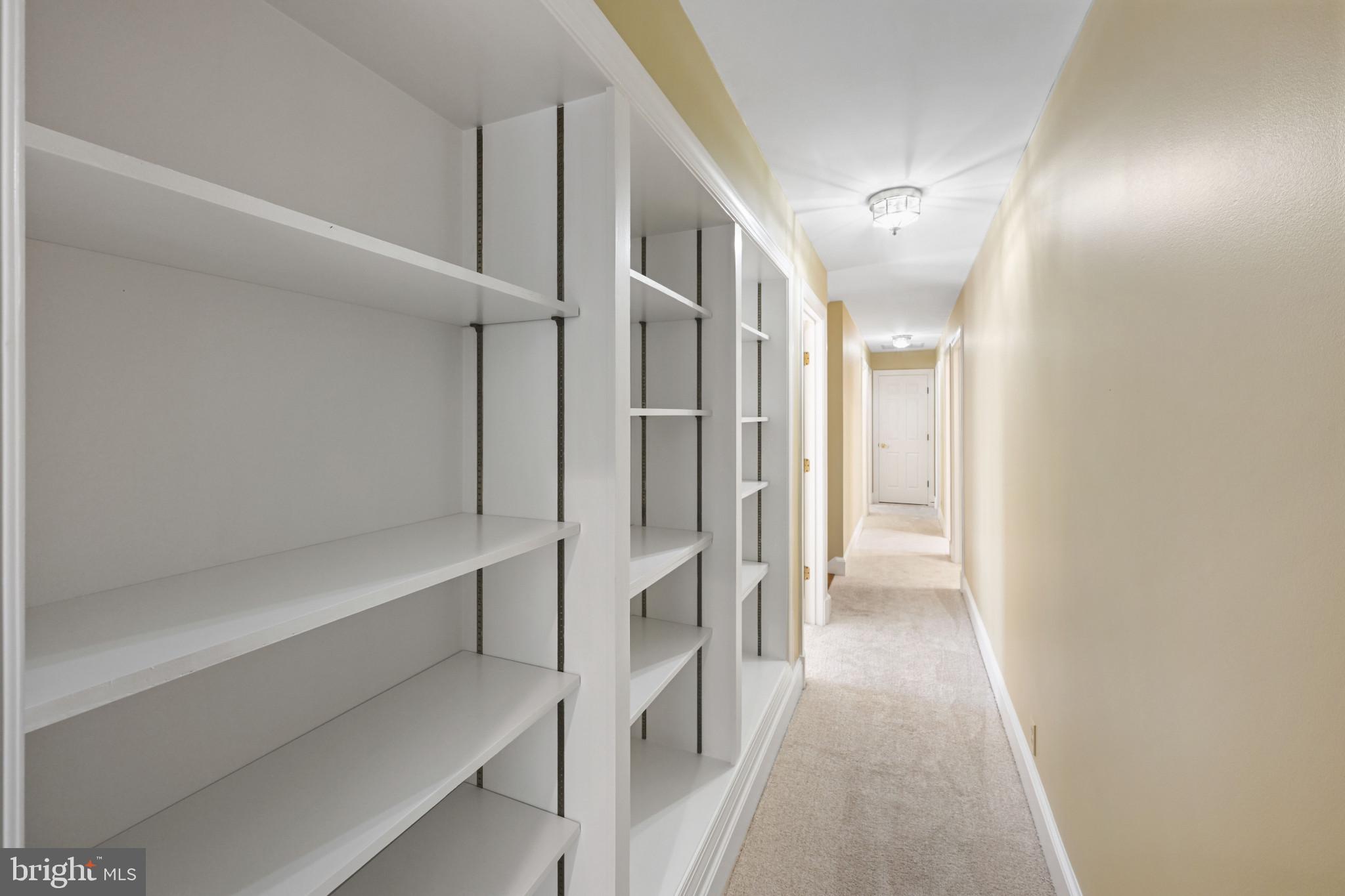 GATEAU - Residential