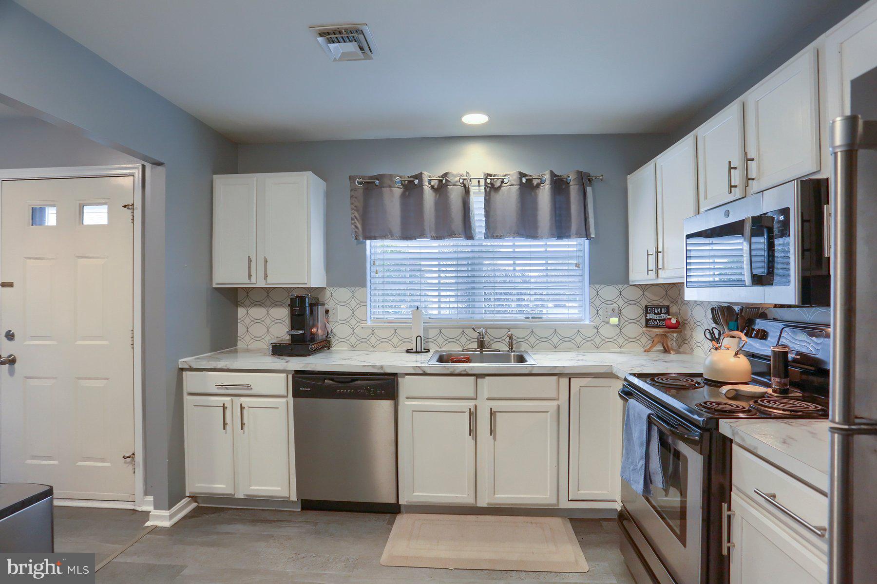 ROCKLEDGE PALMYRA PA - Residential