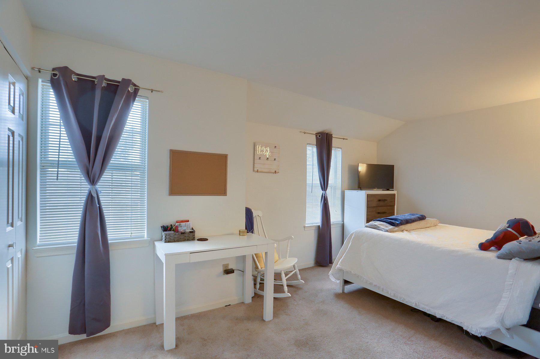 ROCKLEDGE PALMYRA PA - Residential