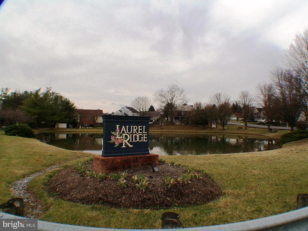 LAUREL RIDGE - Residential