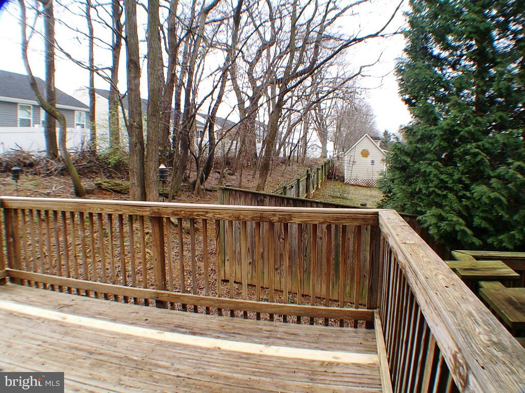 LAUREL RIDGE - Residential