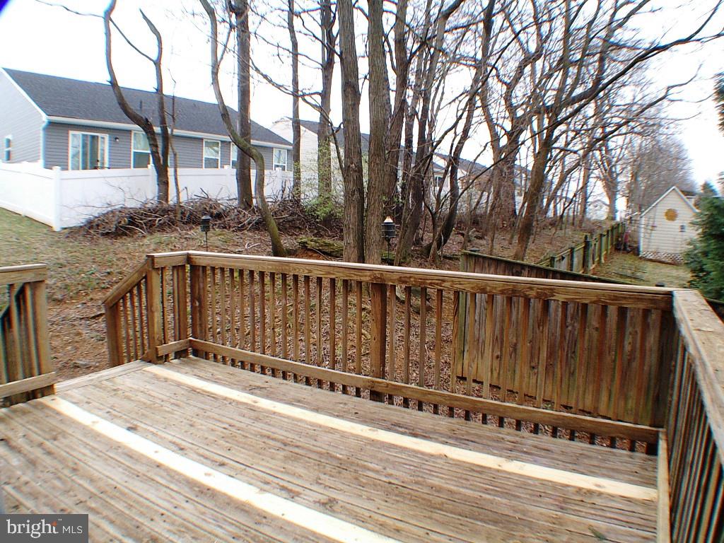 LAUREL RIDGE - Residential