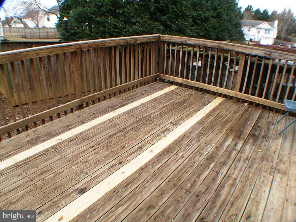 LAUREL RIDGE - Residential