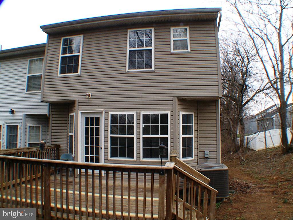 LAUREL RIDGE - Residential