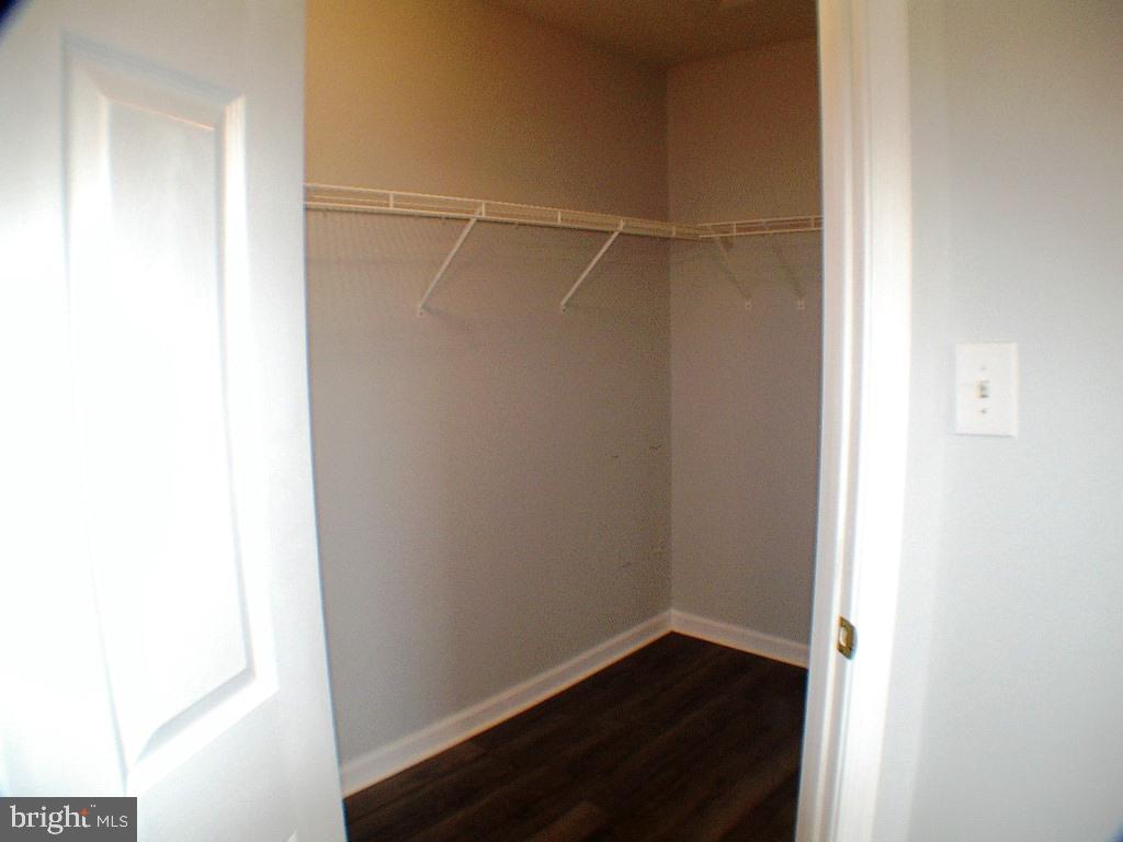 LAUREL RIDGE - Residential