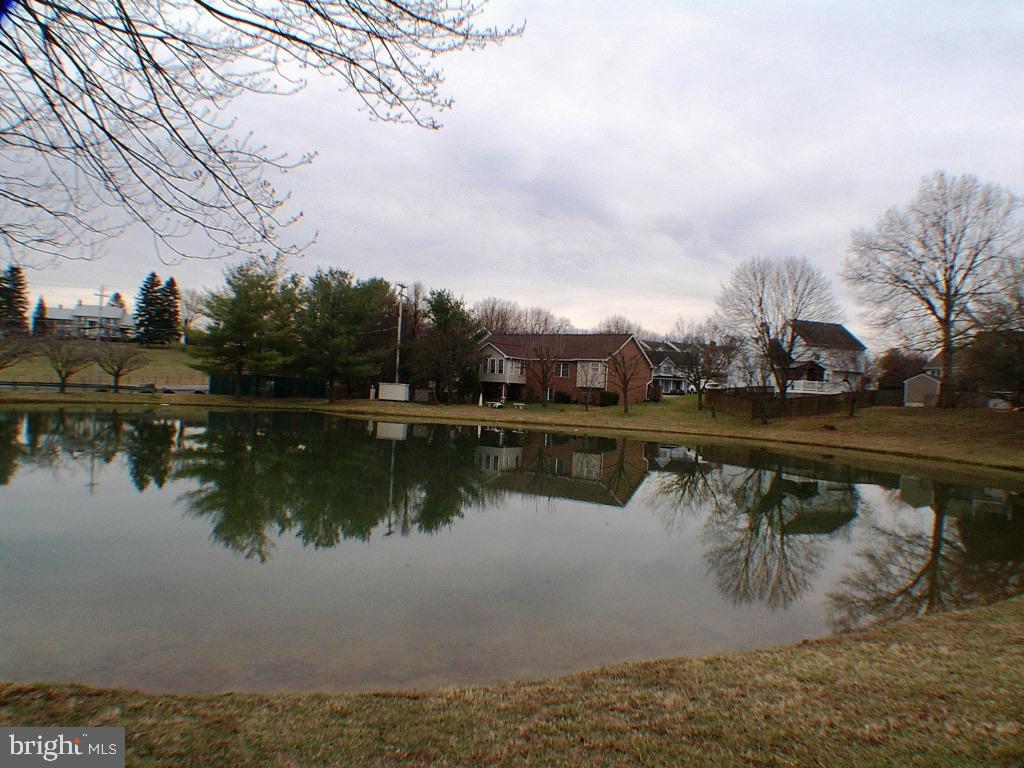 LAUREL RIDGE - Residential