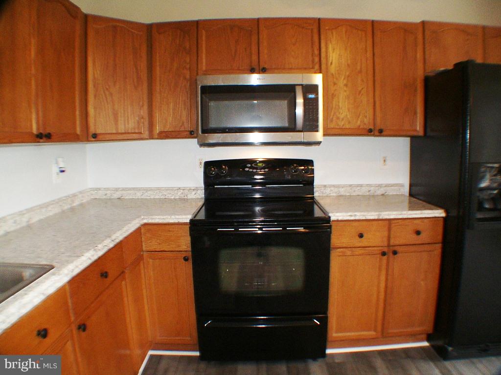 LAUREL RIDGE - Residential