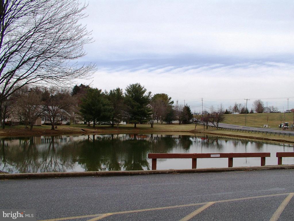 LAUREL RIDGE - Residential