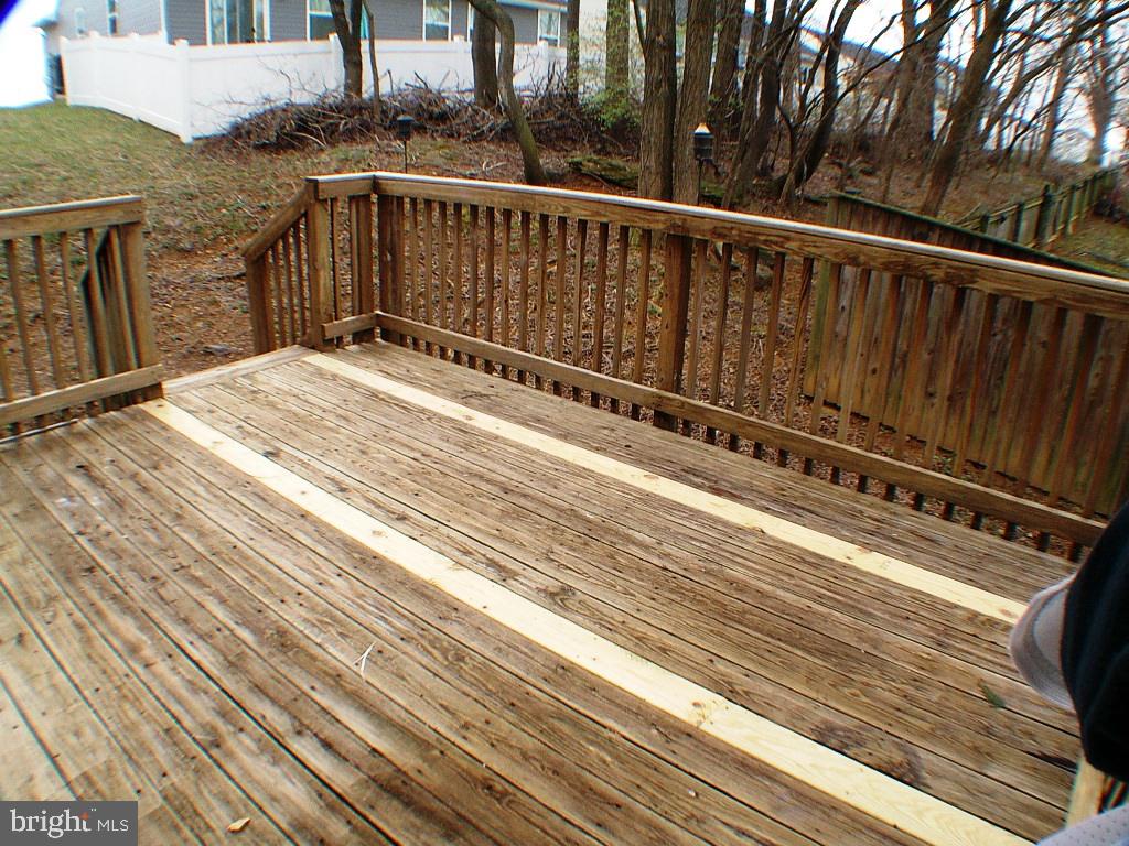 LAUREL RIDGE - Residential