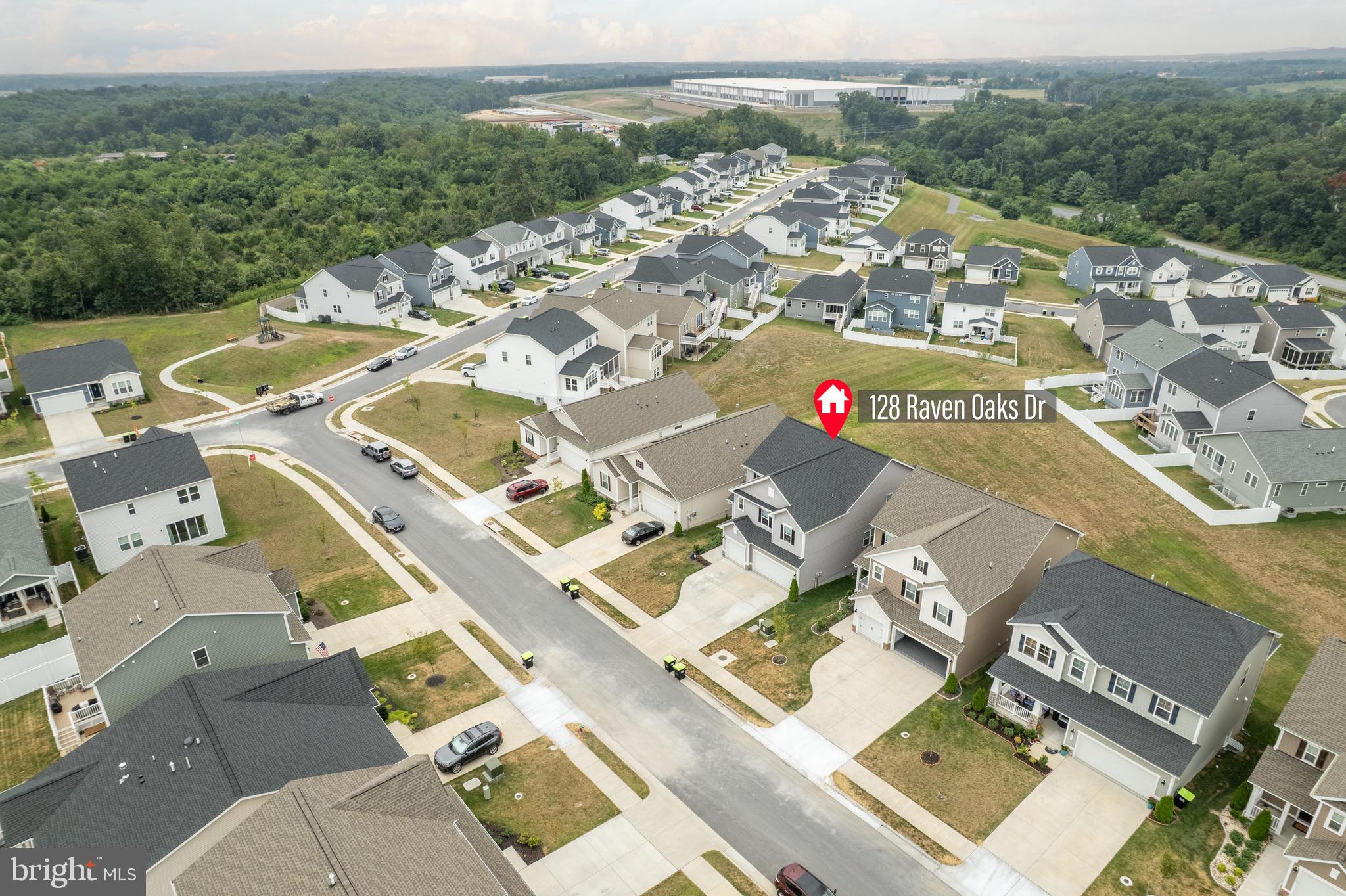 RAVEN OAKS - Residential