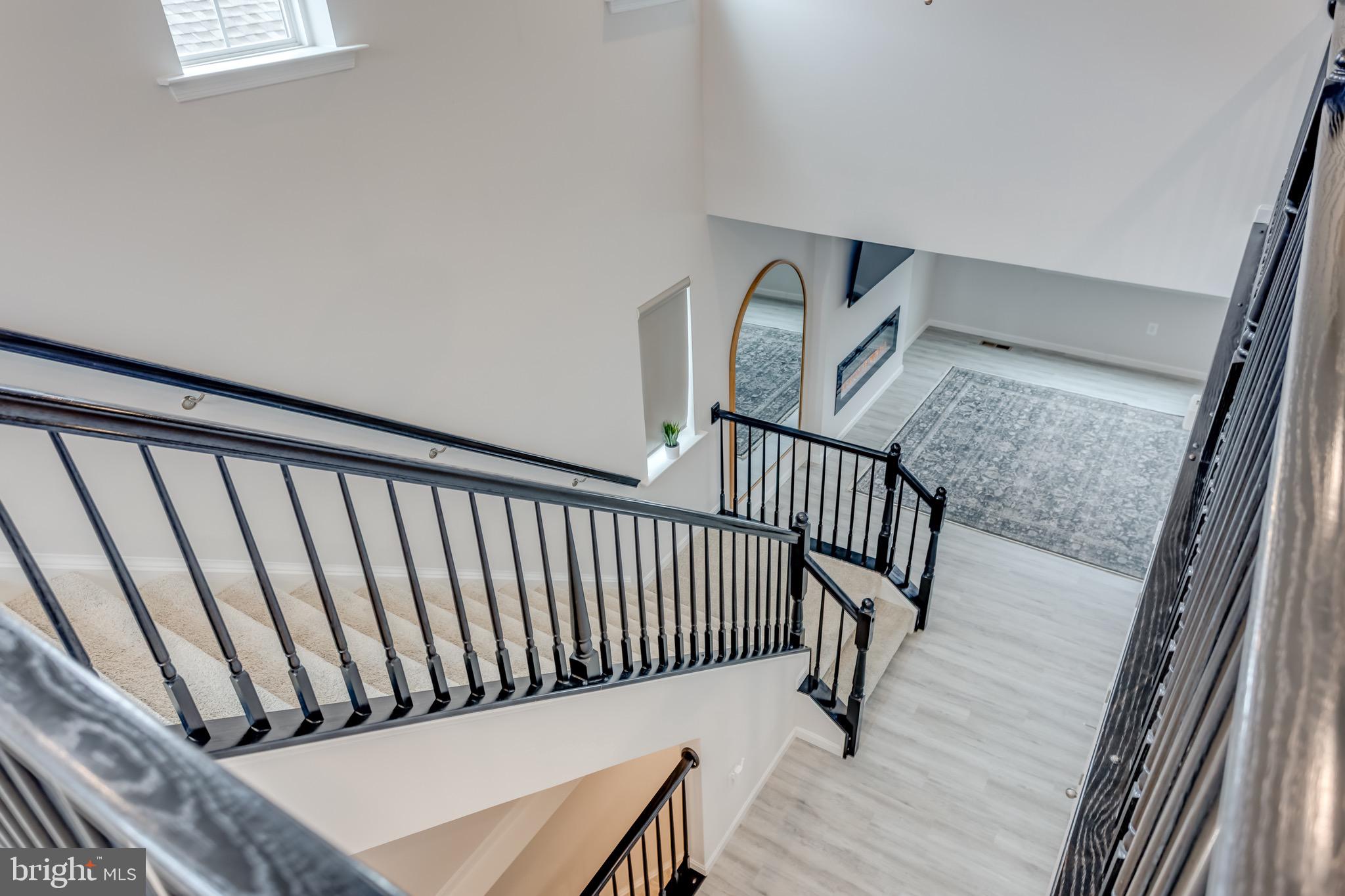 RAVEN OAKS - Residential