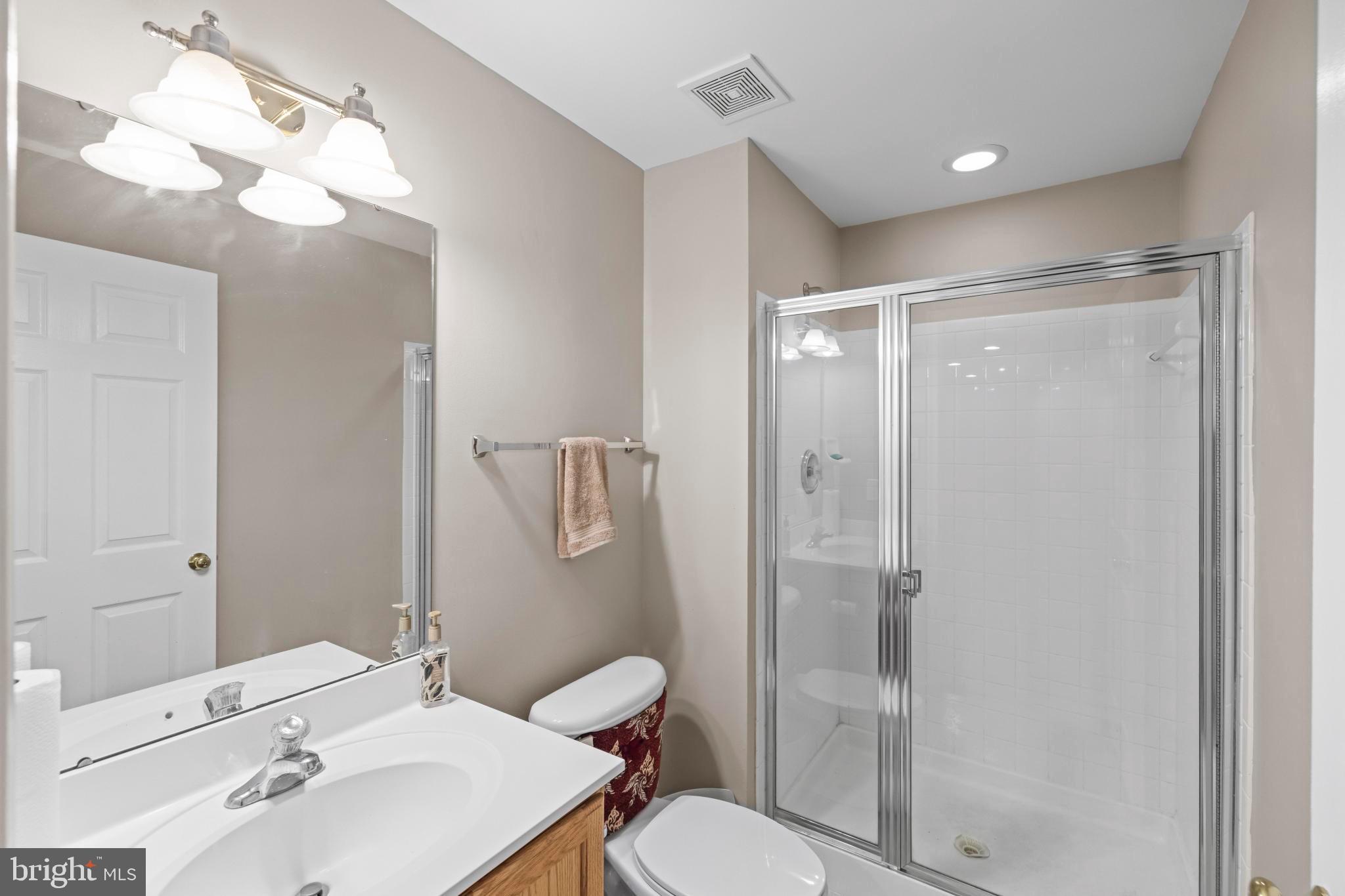 HAMPTON - Residential Lease