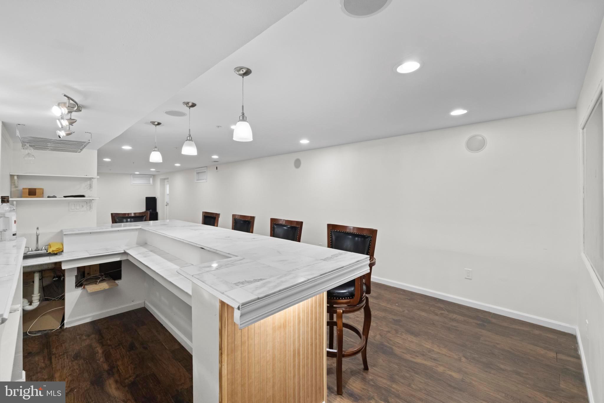 HAMPTON - Residential Lease