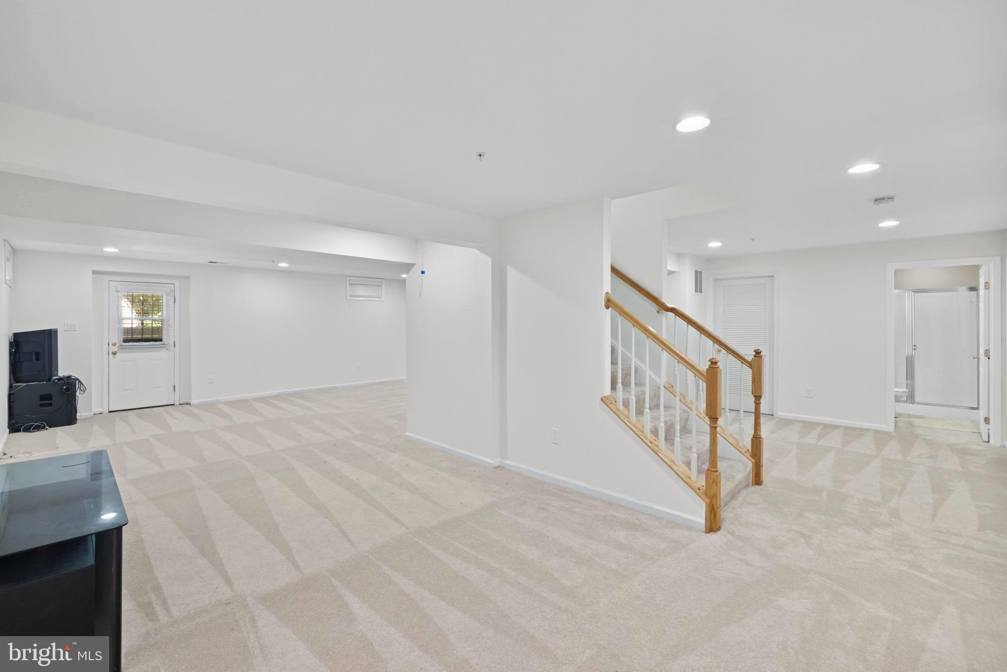 HAMPTON - Residential Lease