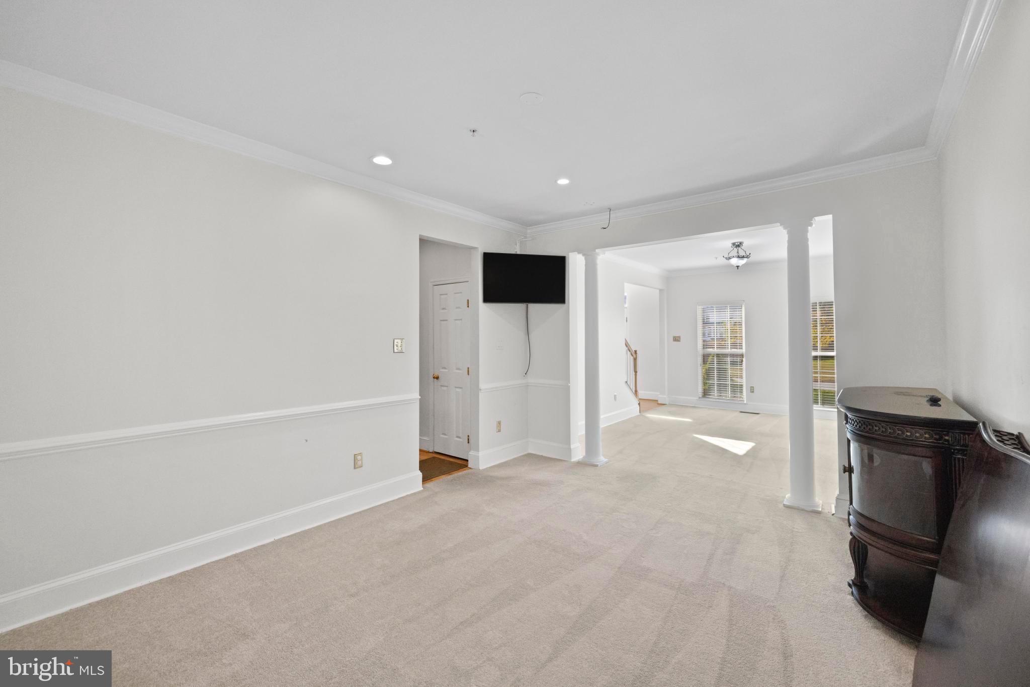 HAMPTON - Residential Lease