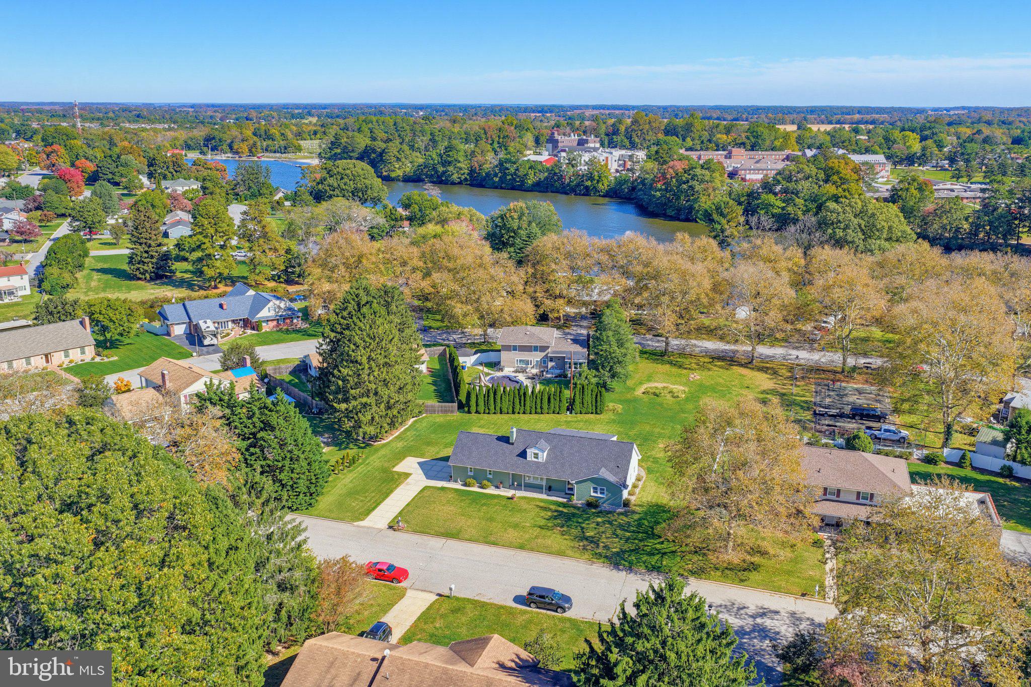 519 MARILYN ROAD