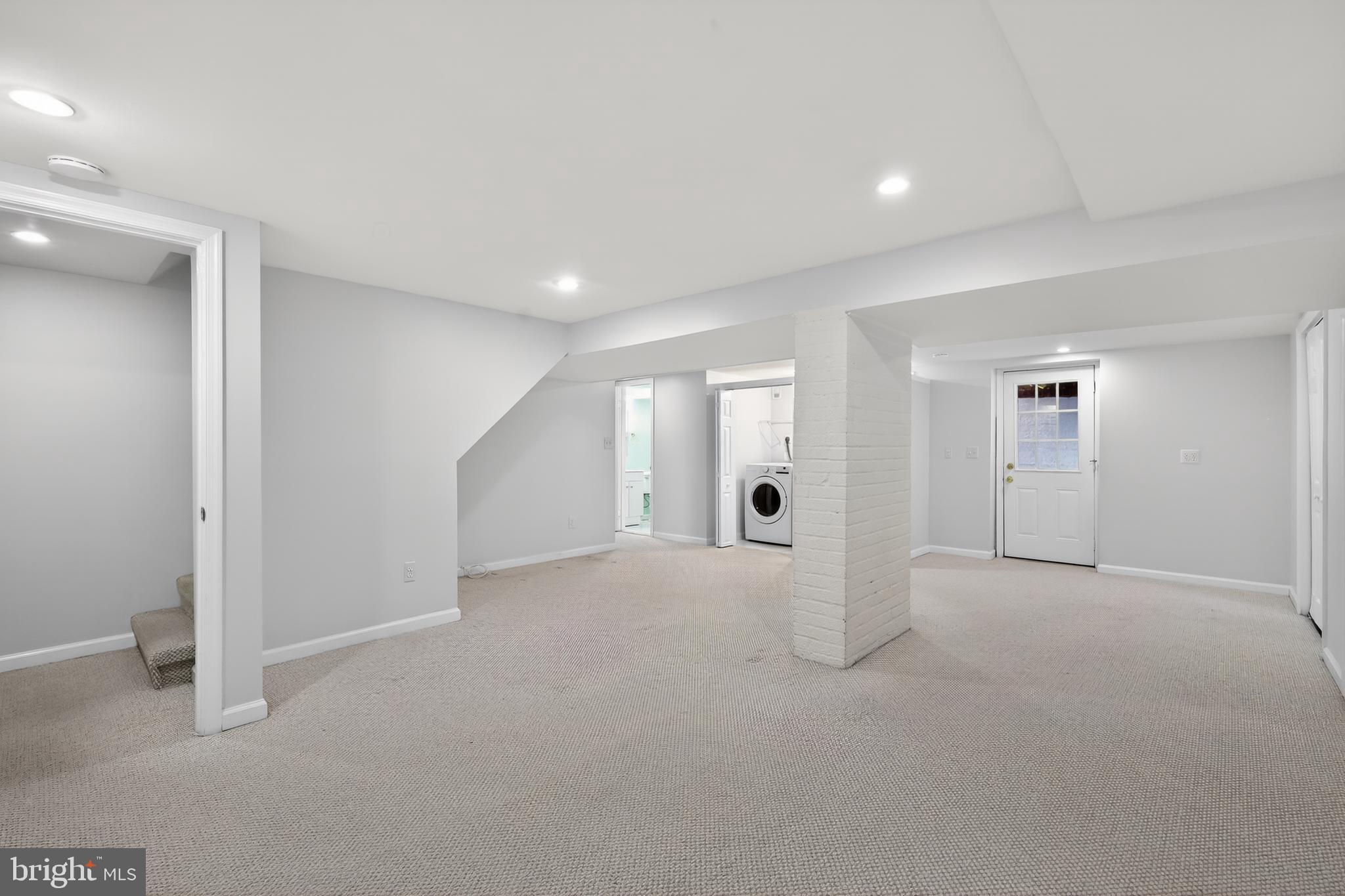 RAVENWOOD PARK - Residential