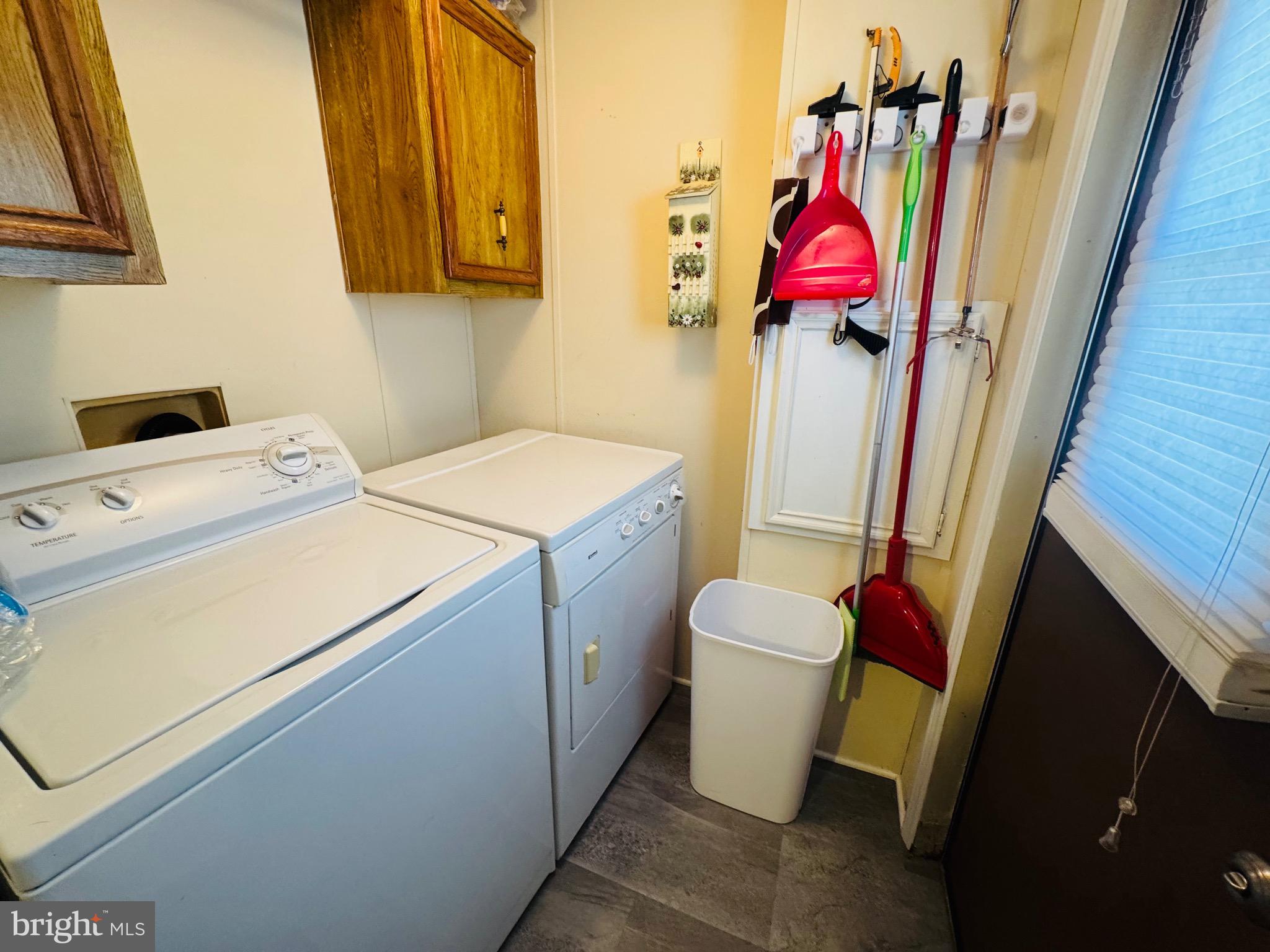 SHADY PARK - Residential