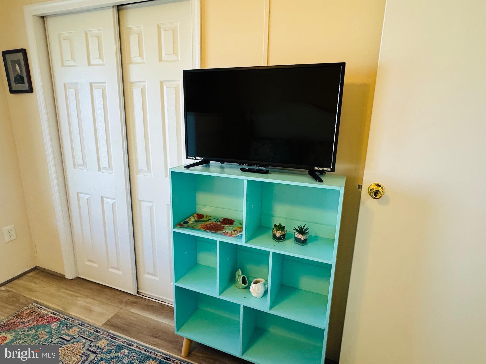 SHADY PARK - Residential