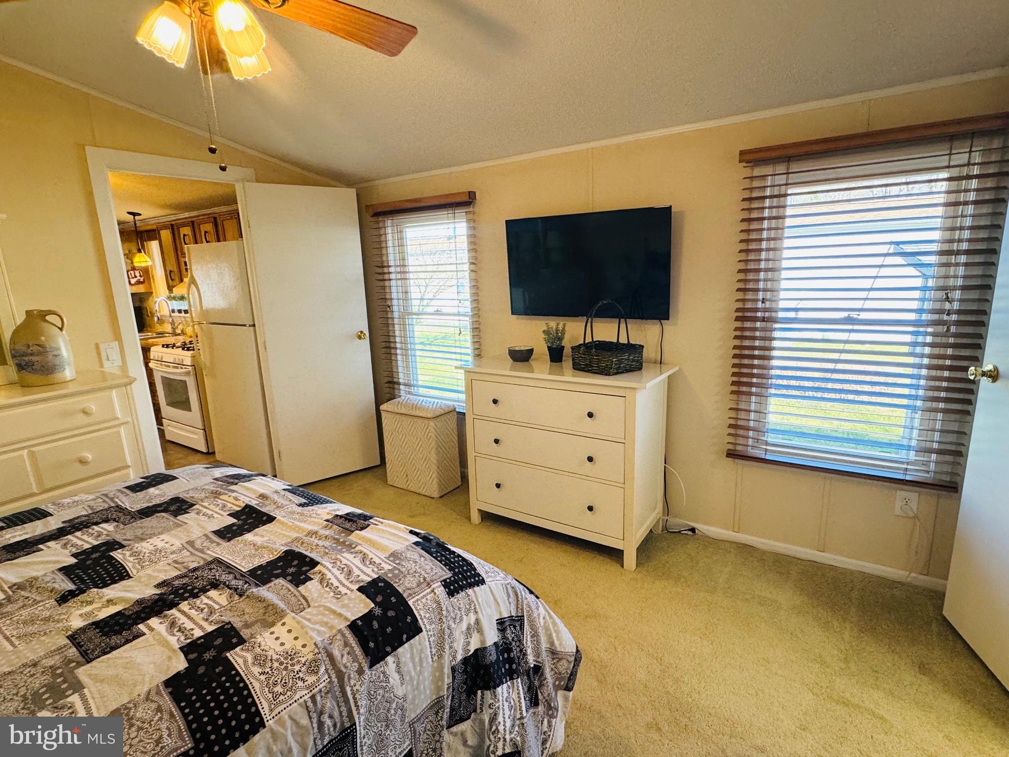 SHADY PARK - Residential