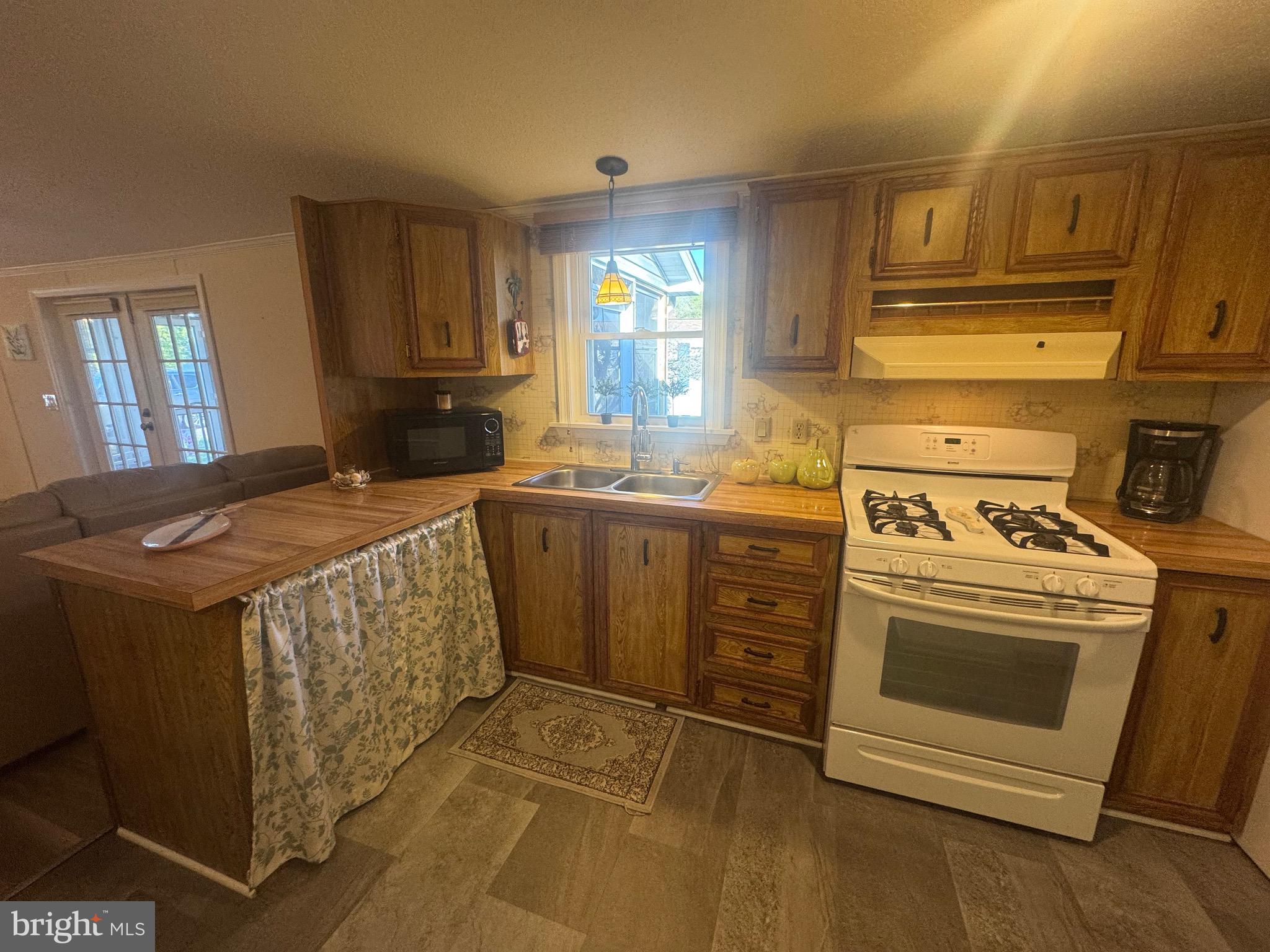 SHADY PARK - Residential