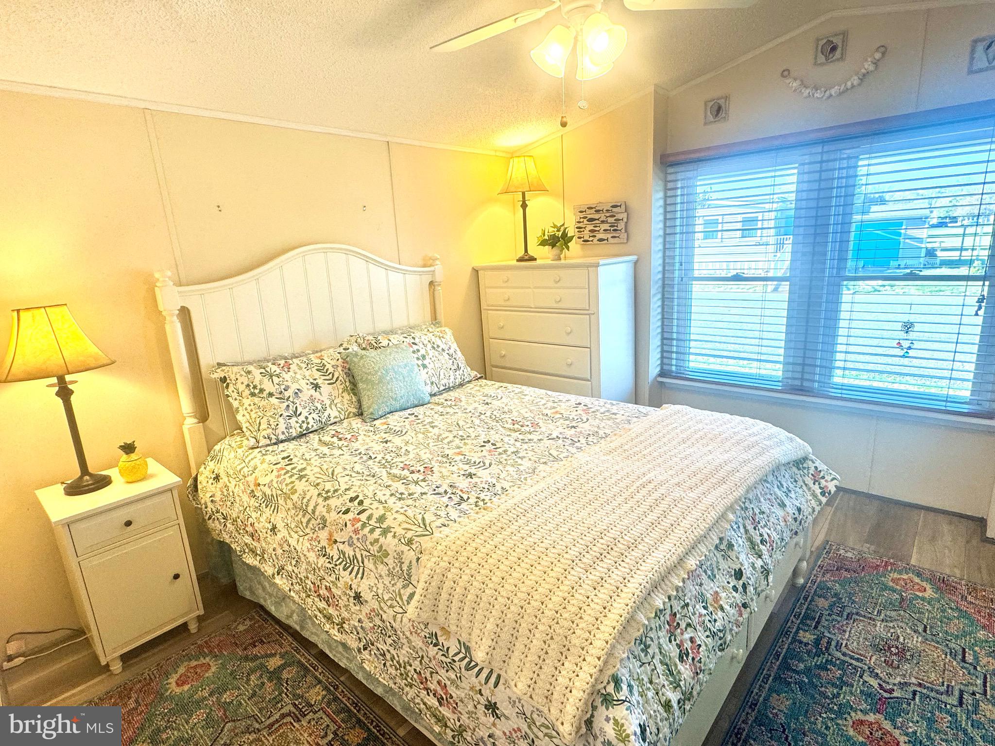 SHADY PARK - Residential