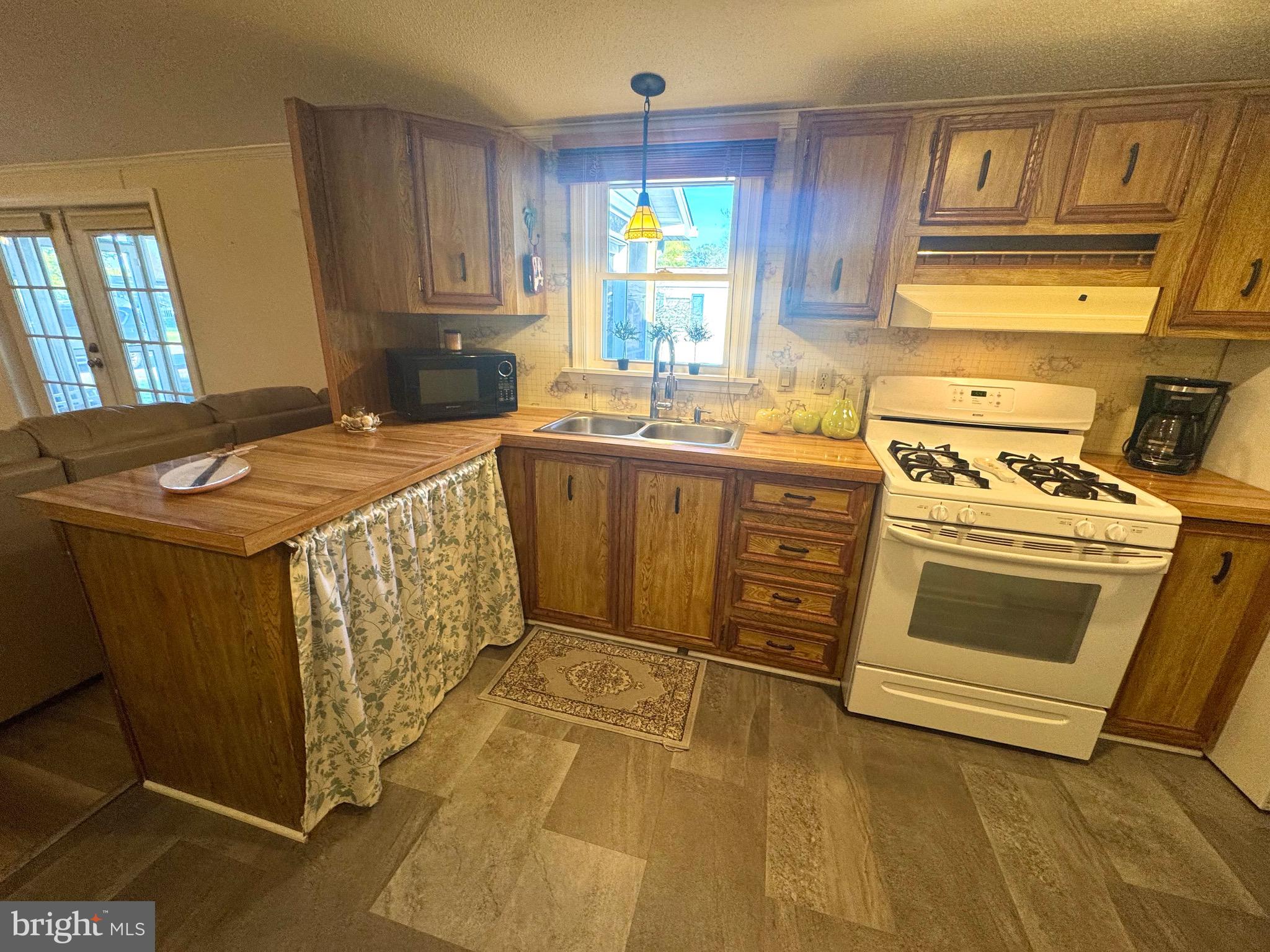 SHADY PARK - Residential