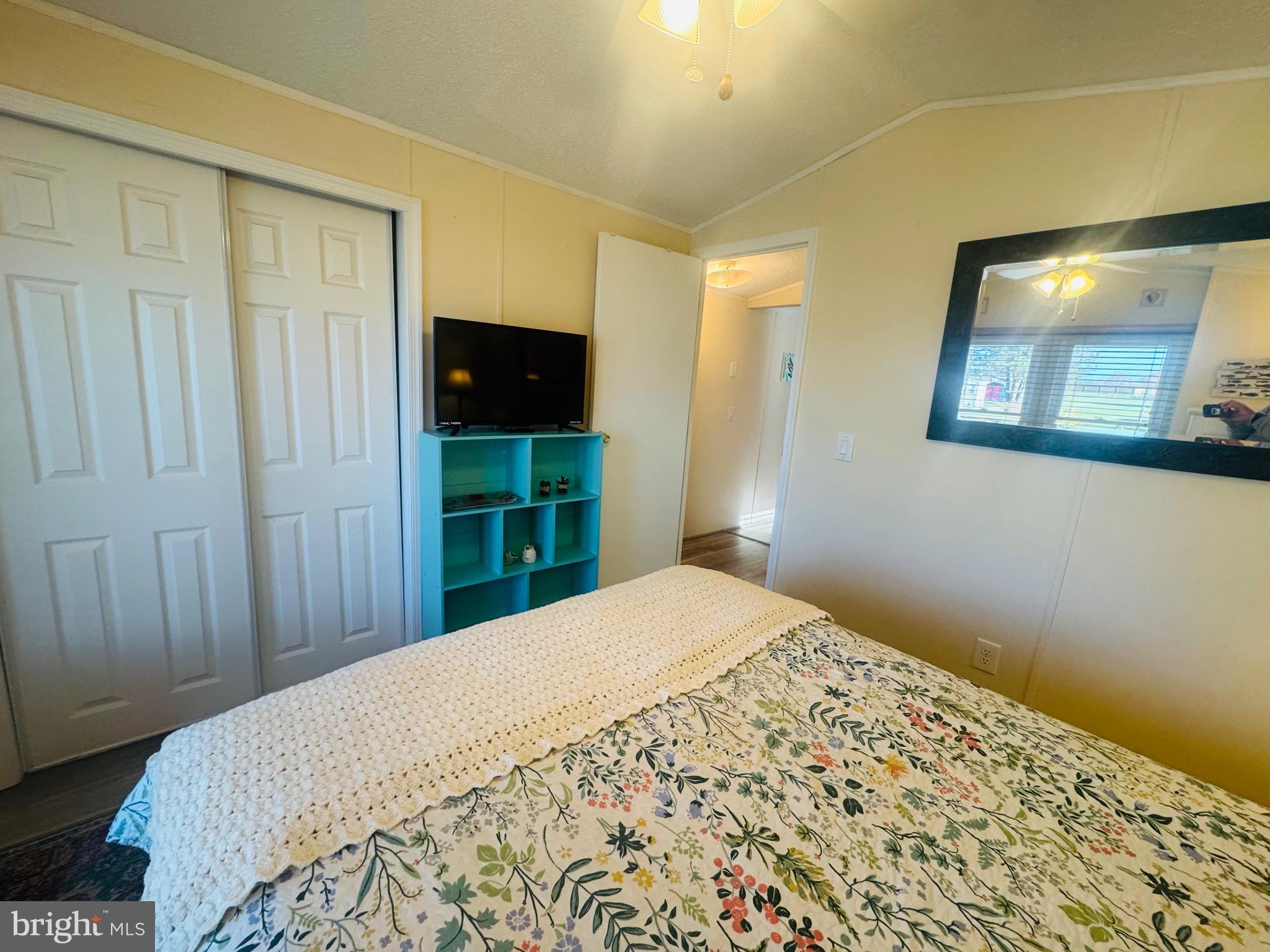 SHADY PARK - Residential