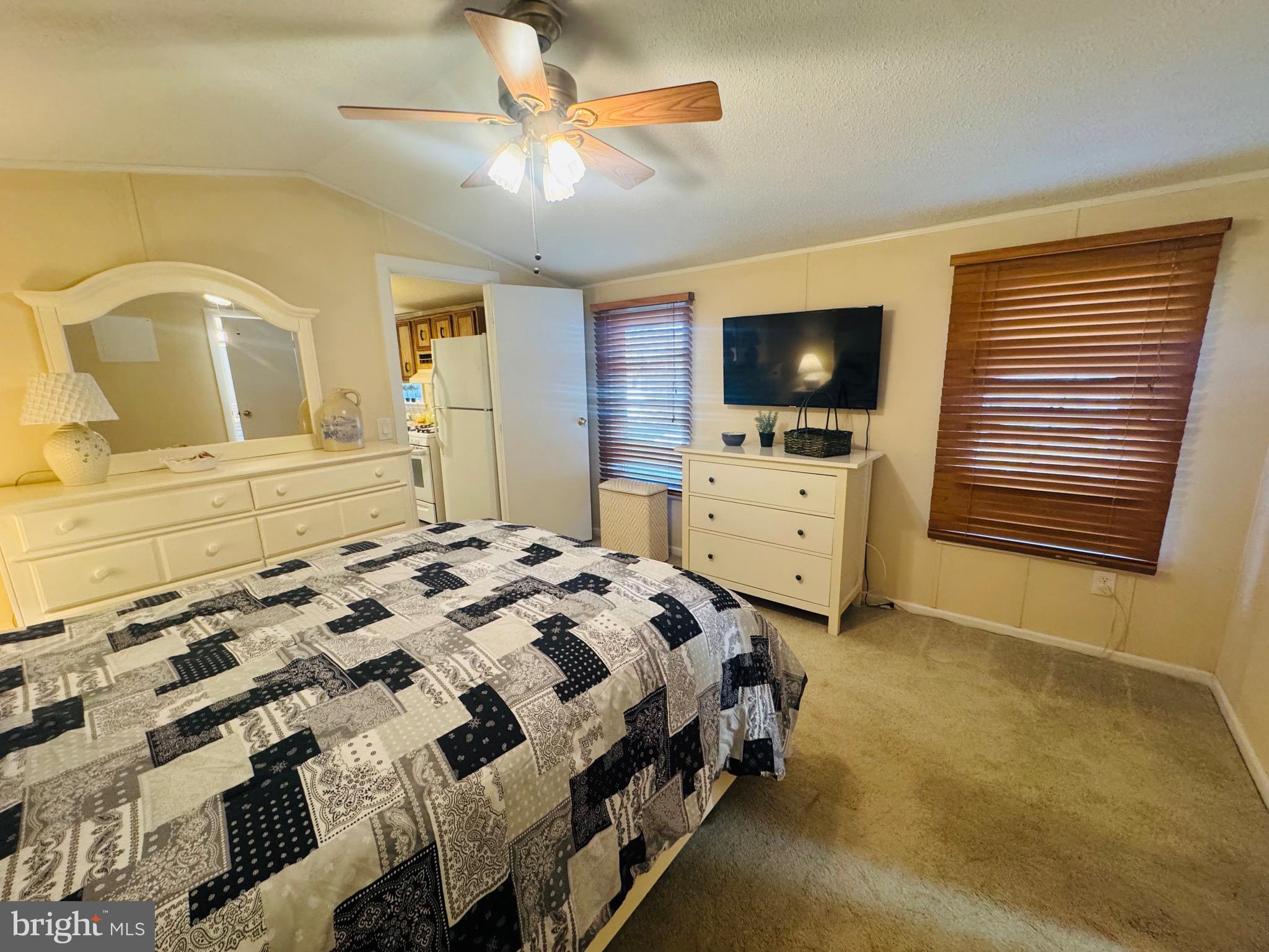 SHADY PARK - Residential