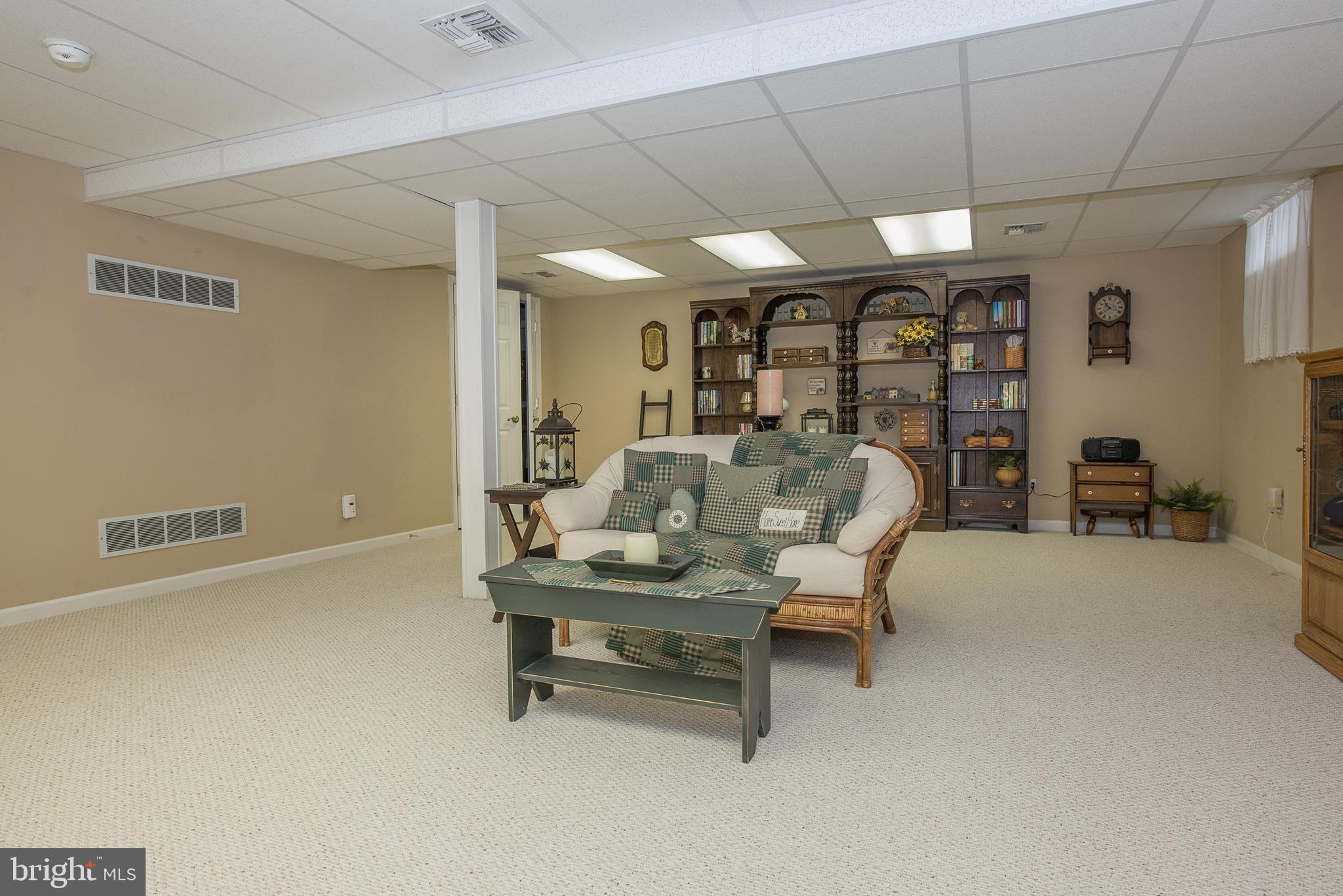 FOX HILL FARM - Residential