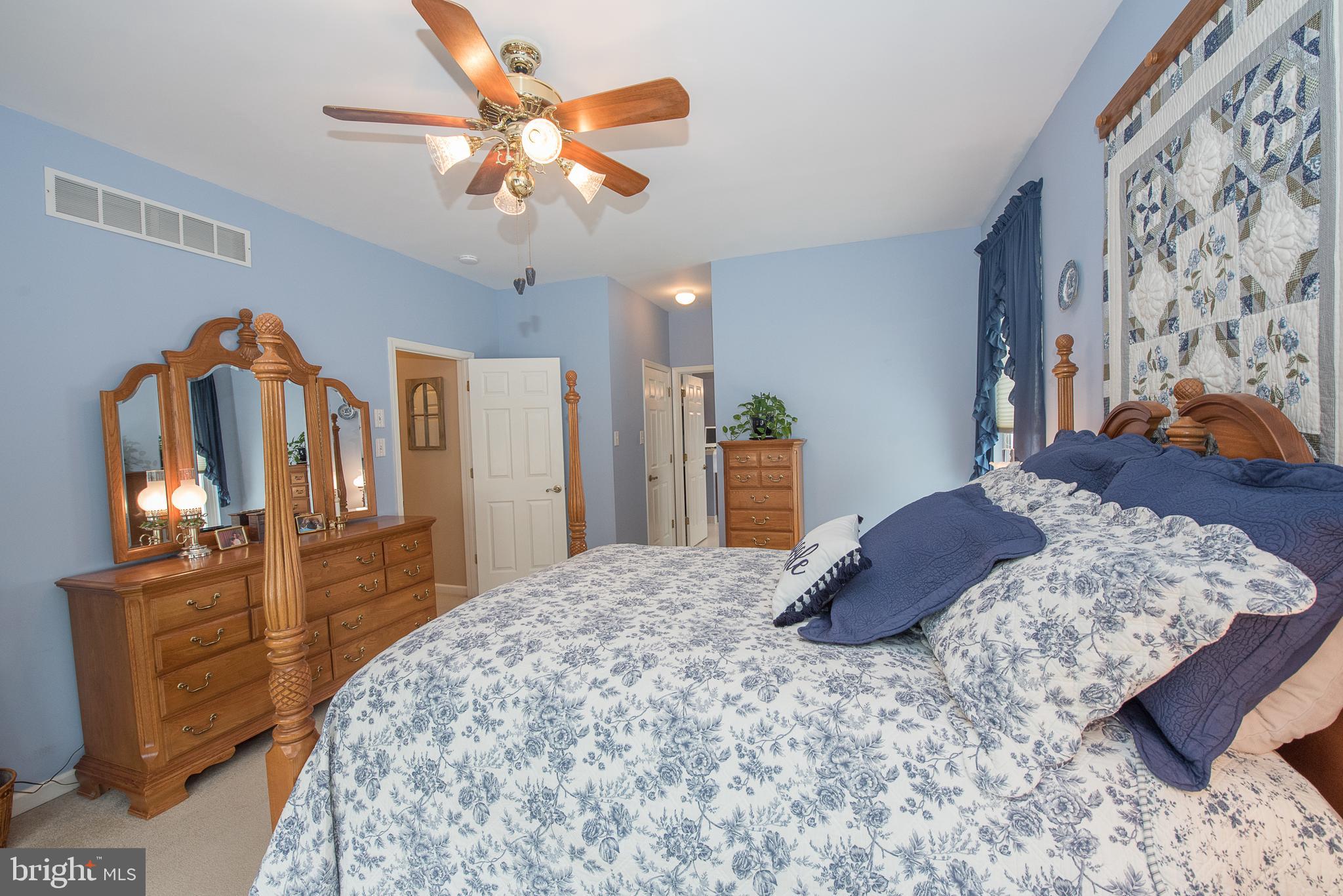 FOX HILL FARM - Residential