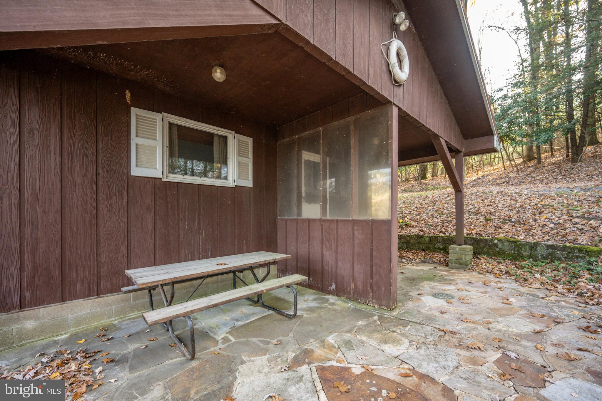 NARROWS HILL - Residential