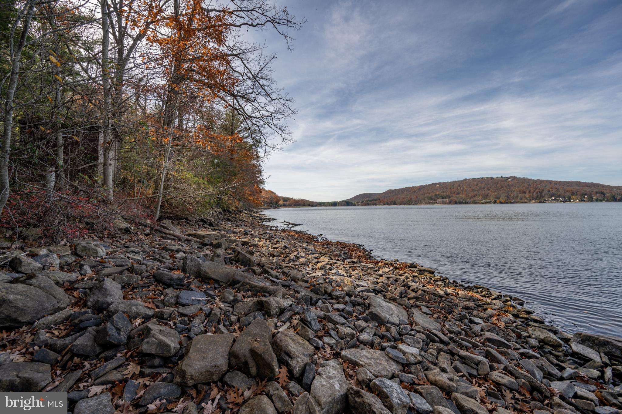 NARROWS HILL - Residential