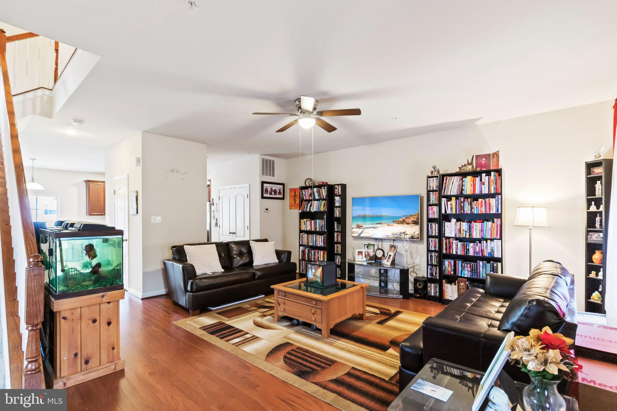 CHELSEA MANOR - Residential