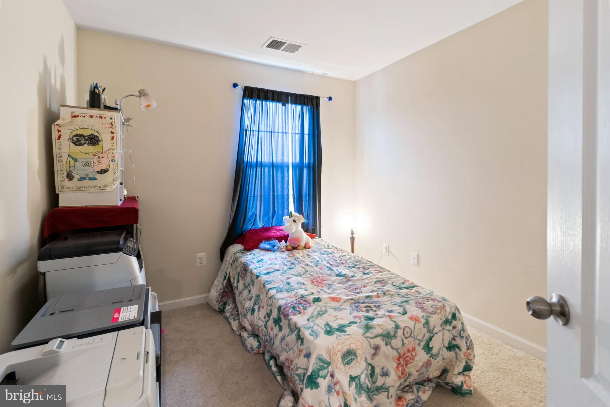 CHELSEA MANOR - Residential