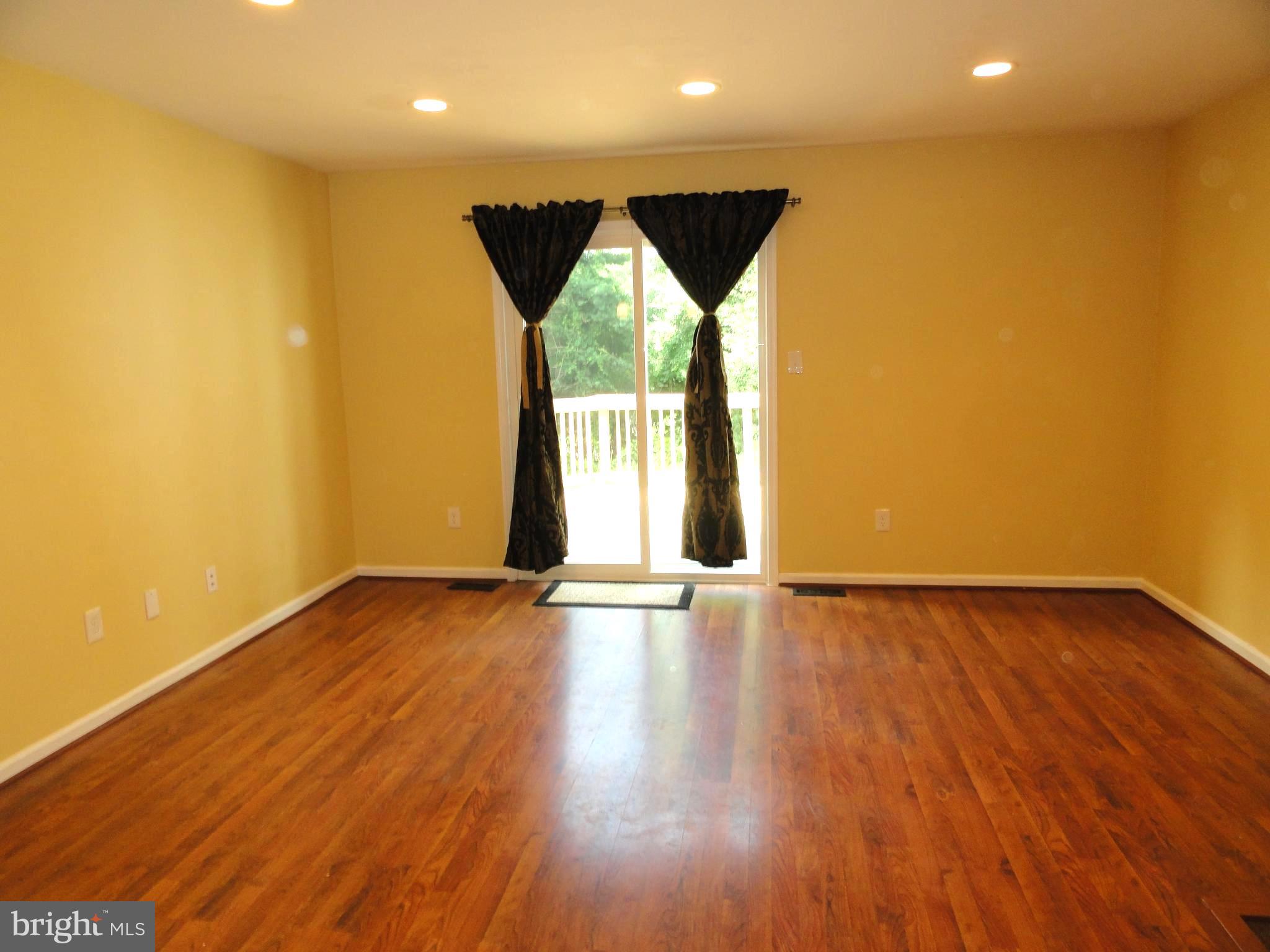 SPRINGFIELD OAKS - Residential Lease