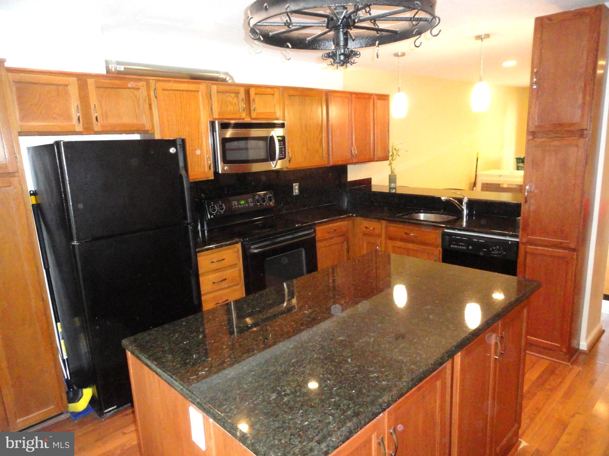 SPRINGFIELD OAKS - Residential Lease