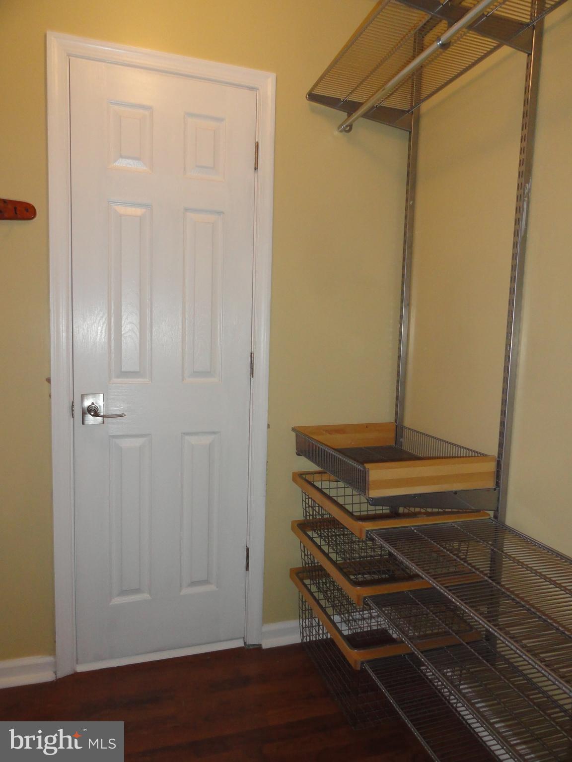 SPRINGFIELD OAKS - Residential Lease