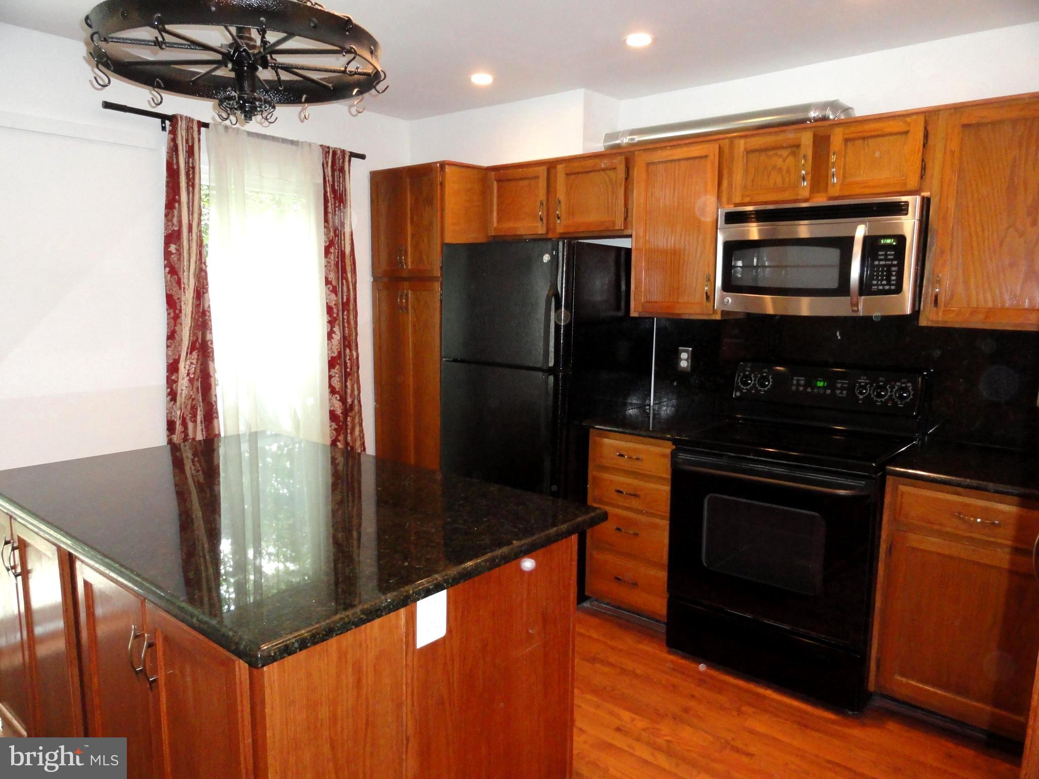 SPRINGFIELD OAKS - Residential Lease