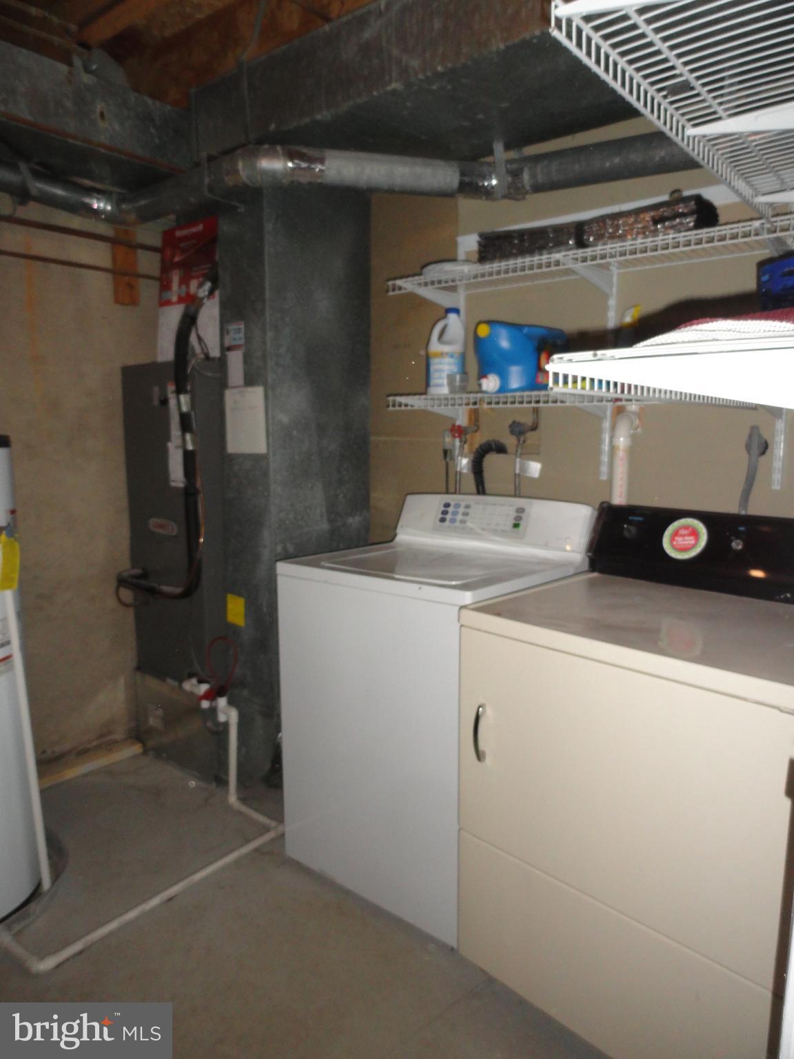 SPRINGFIELD OAKS - Residential Lease