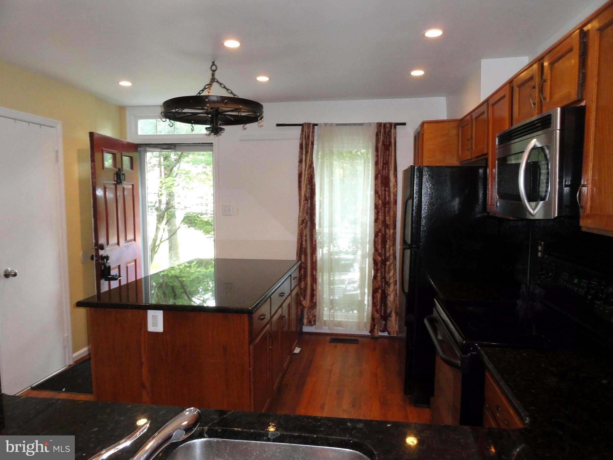 SPRINGFIELD OAKS - Residential Lease